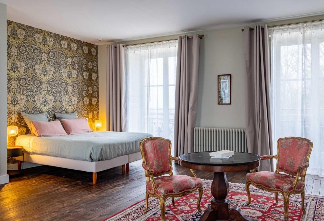 Chateau De Charnizay Экстерьер фото